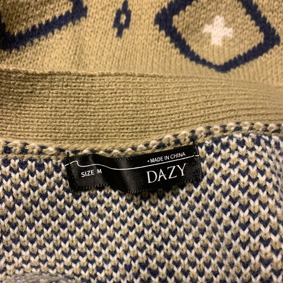 Dazy Oversize V-neck Vest EUC - Picture 6 of 8